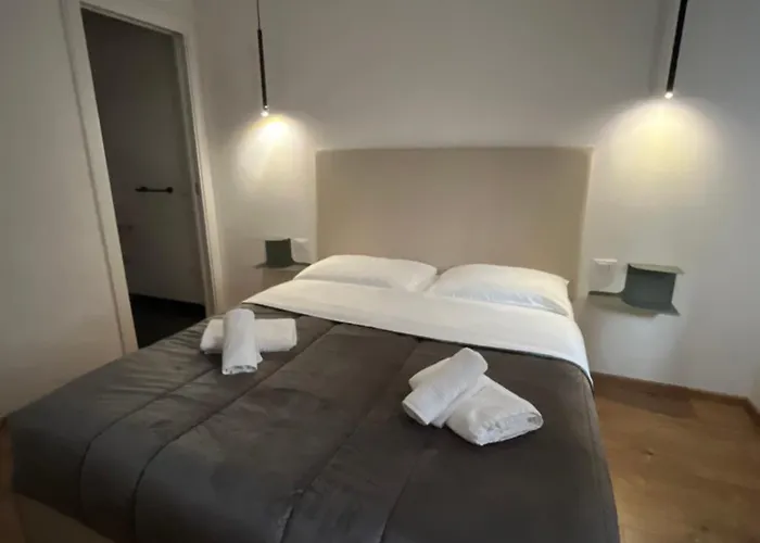 לינה וארוחת בוקר La Terrazza In Centro מרסאלה