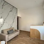 Frühstückspension La Terrazza In Centro 4*